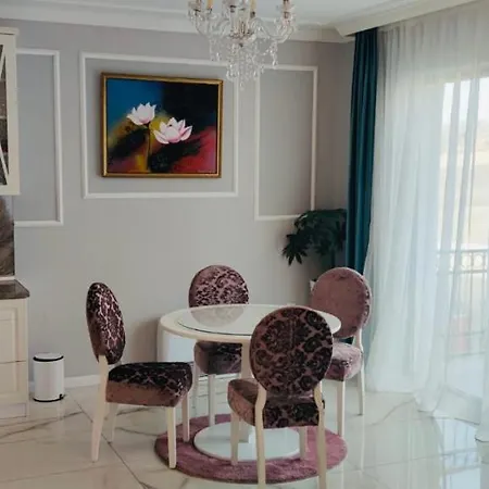 Hills In * זלאטיבור