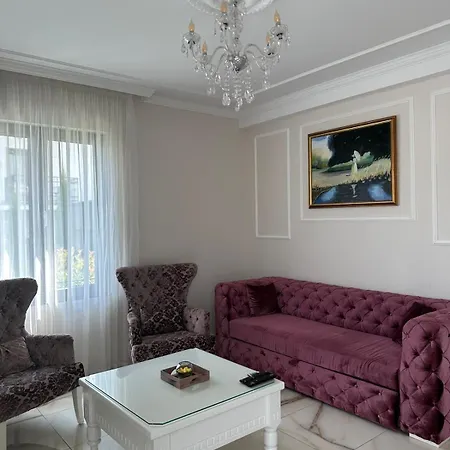 Hills In * זלאטיבור